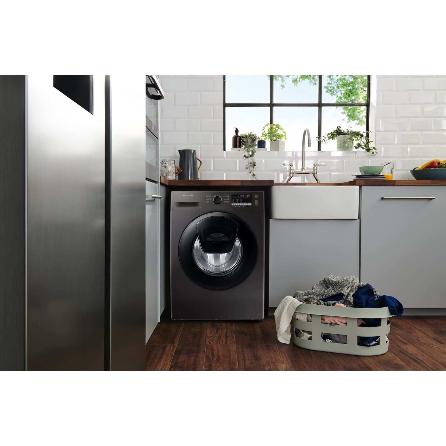 Series 5 ecobubble 9kg Freestanding Washing Machine