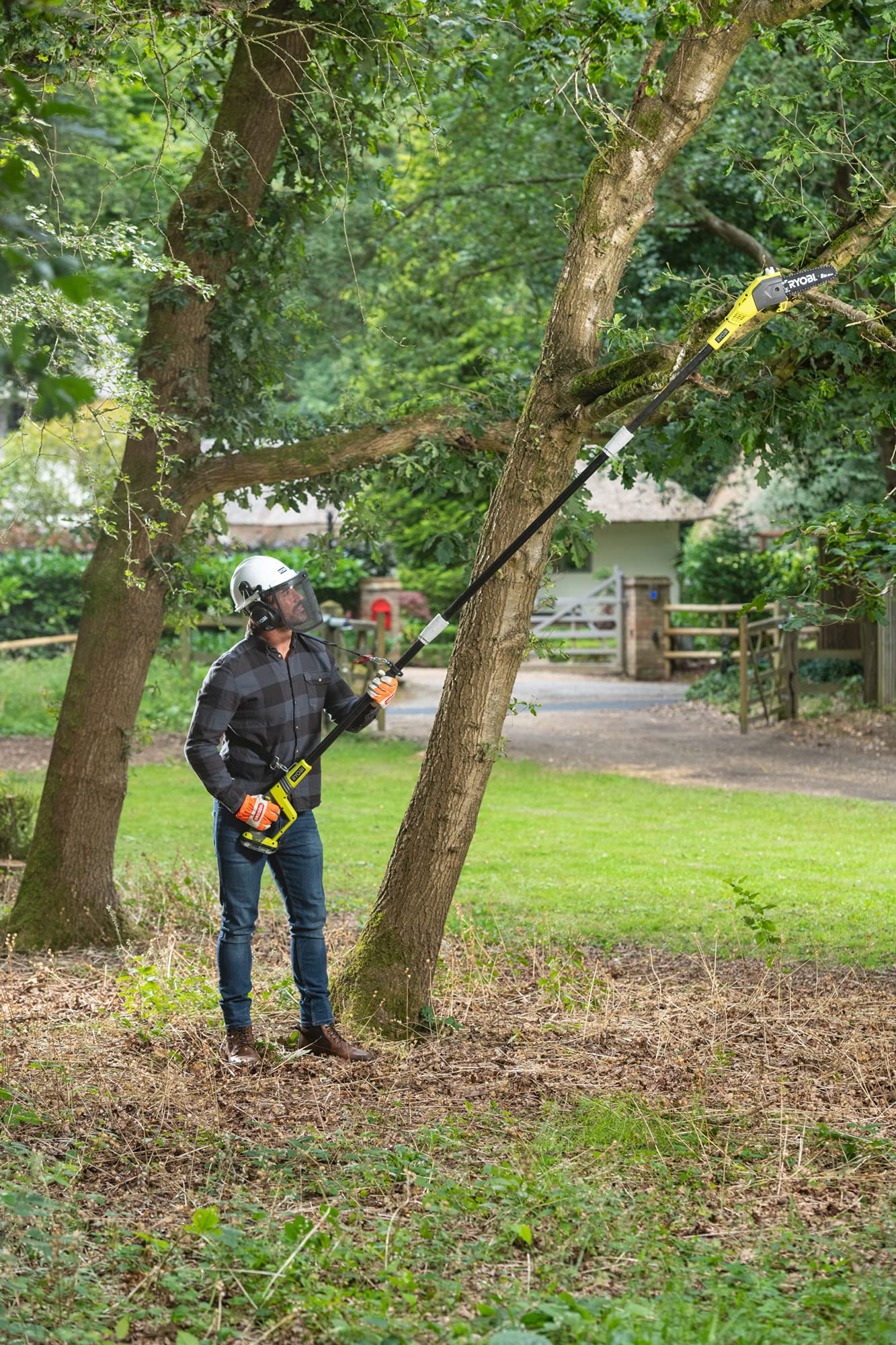 Ryobi ONE+ 18V Cordless Pole Pruner RPP182020