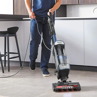 Shark Stratos Upright Vacuum Cleaner [NZ860UKT]