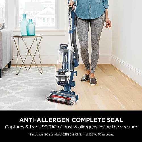 Shark Stratos XL 2.6 Litre Corded Upright Vacuum Cleaner AZ3000UKT