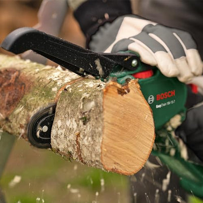 Bosch Home and Garden Cordless Compact Pruner Saw EasyChain 18V-15-7