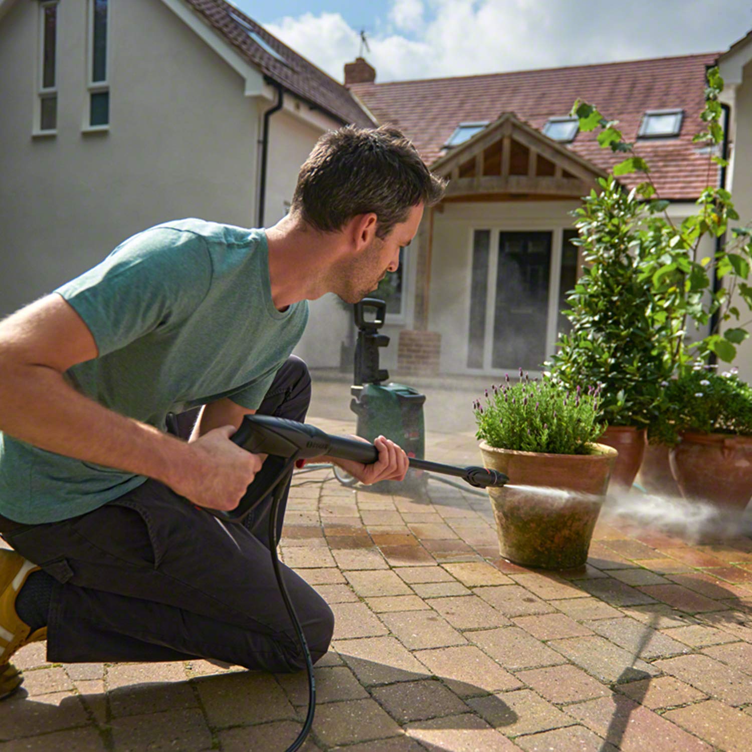 Bosch High Pressure Washer UniversalAquatak 135