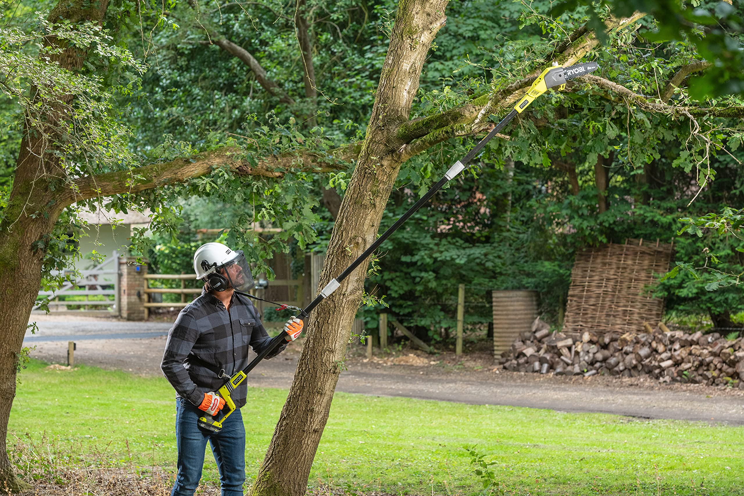 Ryobi ONE+ 18V Cordless Pole Pruner RPP182020