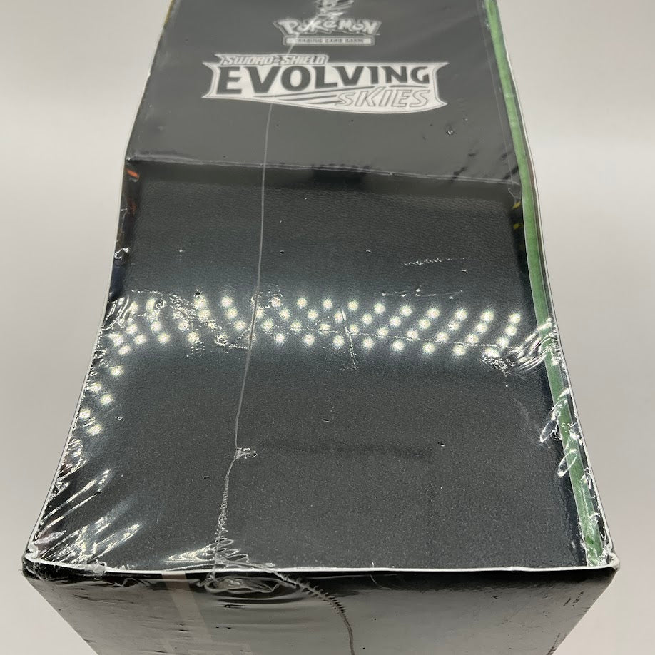 Pokémon TCG: Sword & Shield Evolving Skies Elite Trainer Box [Leafeon/Umbreon/Jolteon/Flareon] #1 — Packaging Condition: See Photos